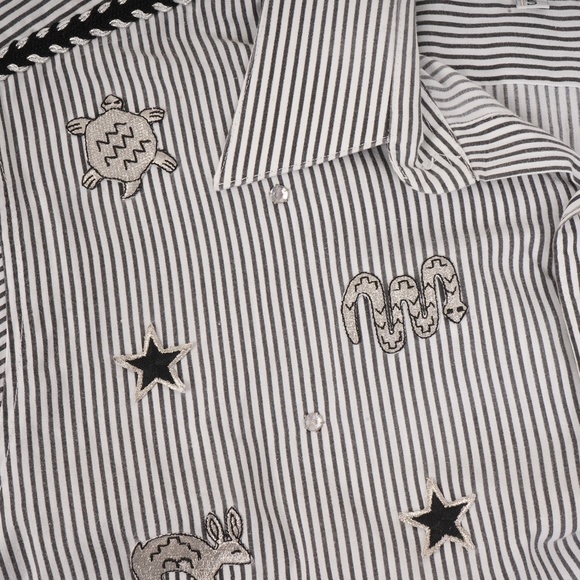 90's Vintage Stud3 Connection w/ Rabbit, Turtle, Snake, Star Patches Size Small - Picture 7 of 8